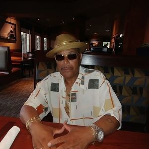 Meet your Posher, Arnold